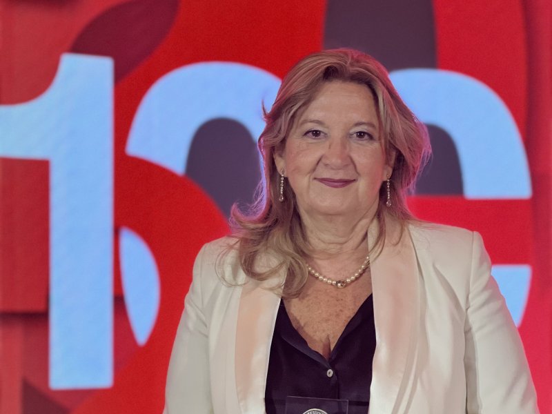 Pionera en la investigación de envases y embalajes es distinguida entre las 100 Mujeres Líderes 2025