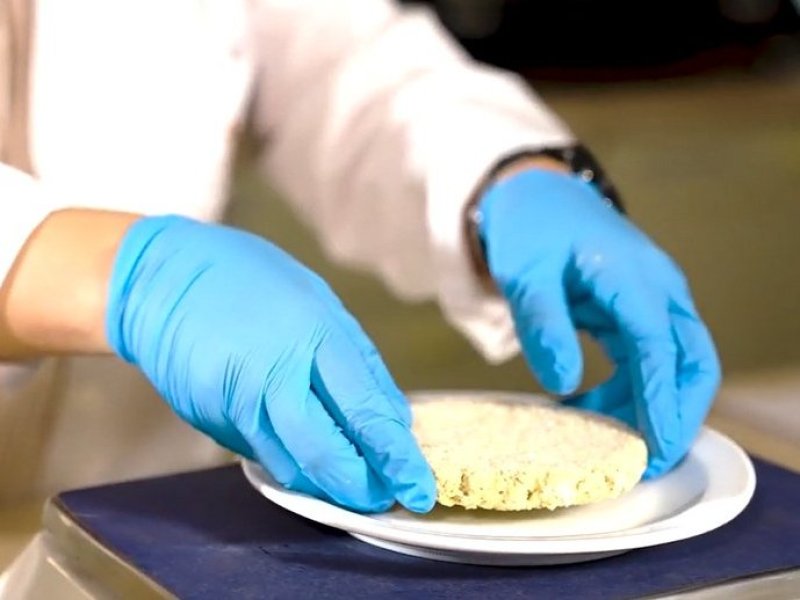 Desarrollo de un prototipo de cartulina recubierta con productos naturales renovables compostables y reciclables