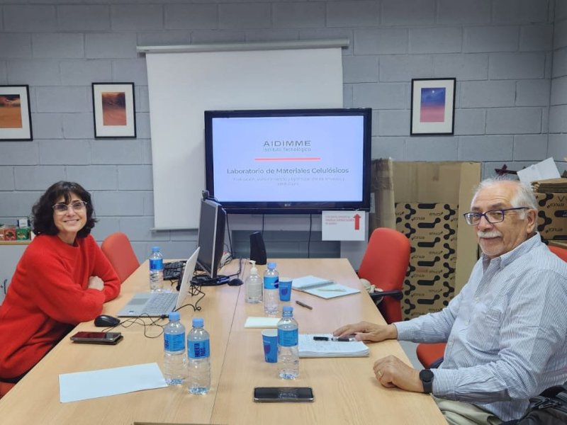 Laben Chile y AIDIMME: Alianza estratégica en Valencia para innovar en envases