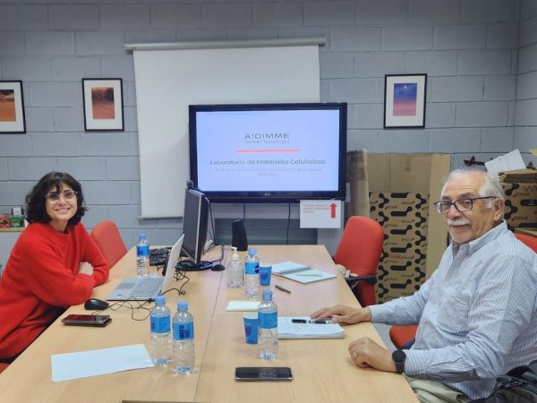 Laben Chile y AIDIMME: Alianza estratégica en Valencia para innovar en envases