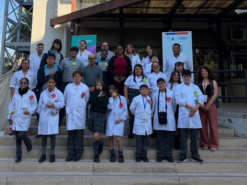 Laben Chile abre sus laboratorios a escolares