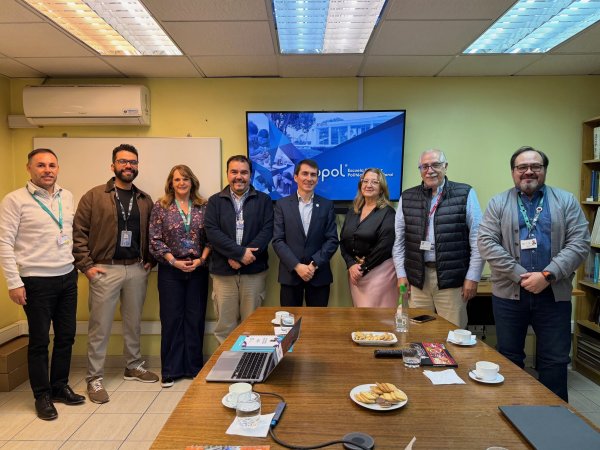 Chile y Ecuador fortalecen lazos para impulsar la investigación en envases alimentarios